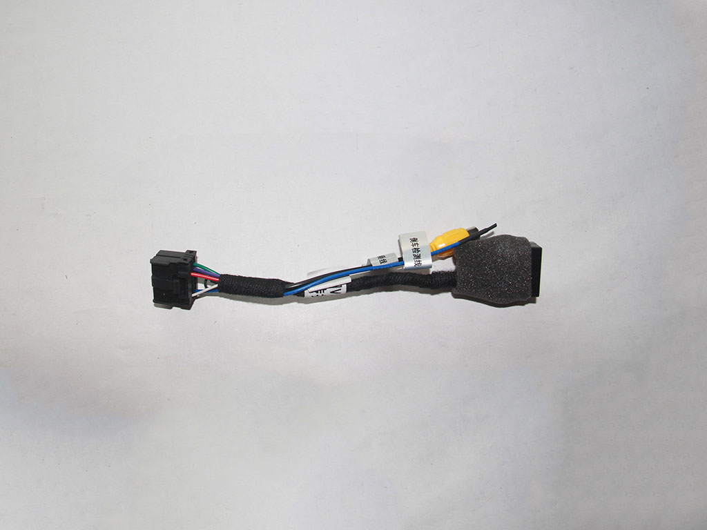 Changan Yuexiang V5-CX20 video adapter cable